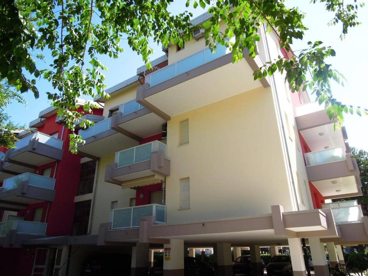 Condominio Marina Piccola Bibione Eksteriør bilde